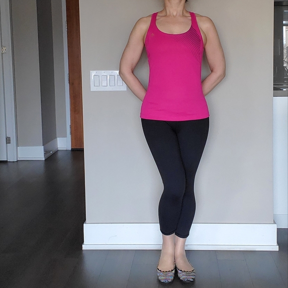 ๐ 2X HOST PICK ๐ Adidas Core Performance Athetic Tank Top - Picture 3 of 15